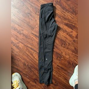Black lululemon leggings
